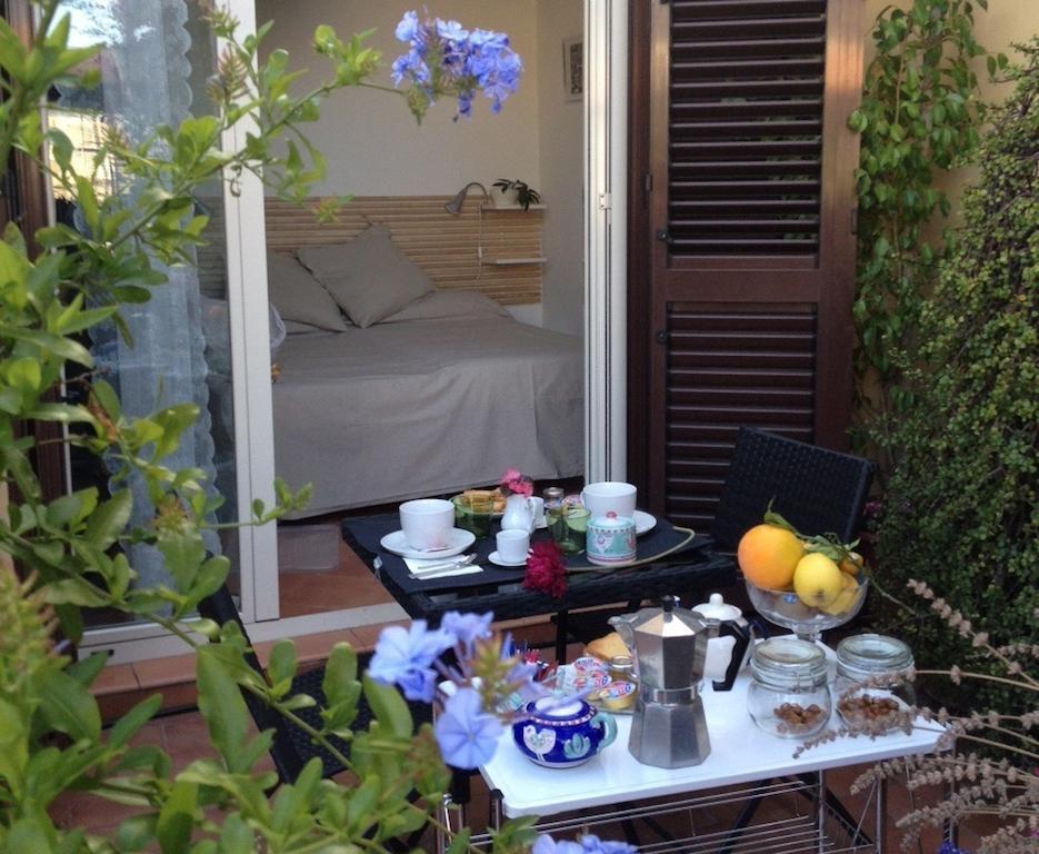 Alojamento de Acomodação e Pequeno-almoço Terrazza Duomo Nápoles
